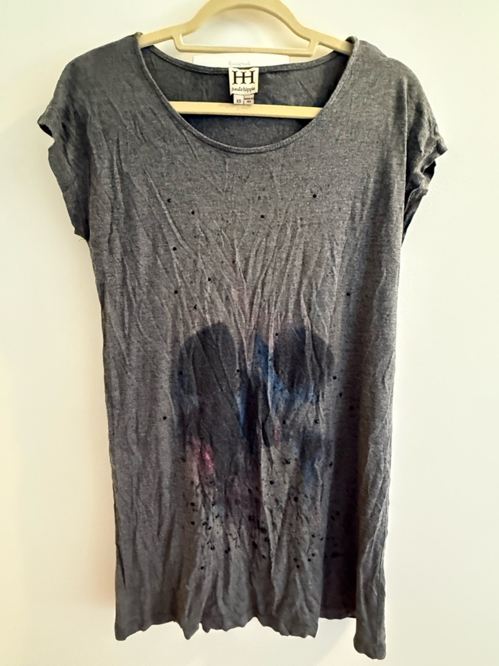 Haute Hippie Gray Short Sleeve Tee with Blue and Pink Accents